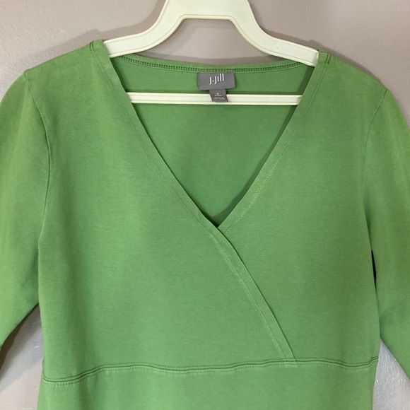 Green J.Jill crossover top, small petite - Picture 4 of 9